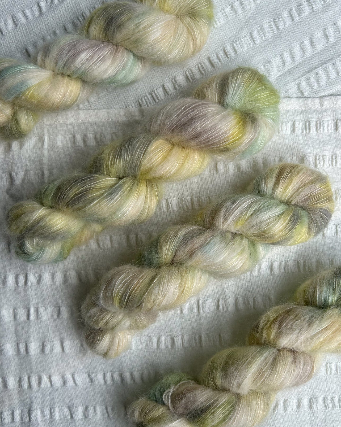 Grasshopper - Dyed to order