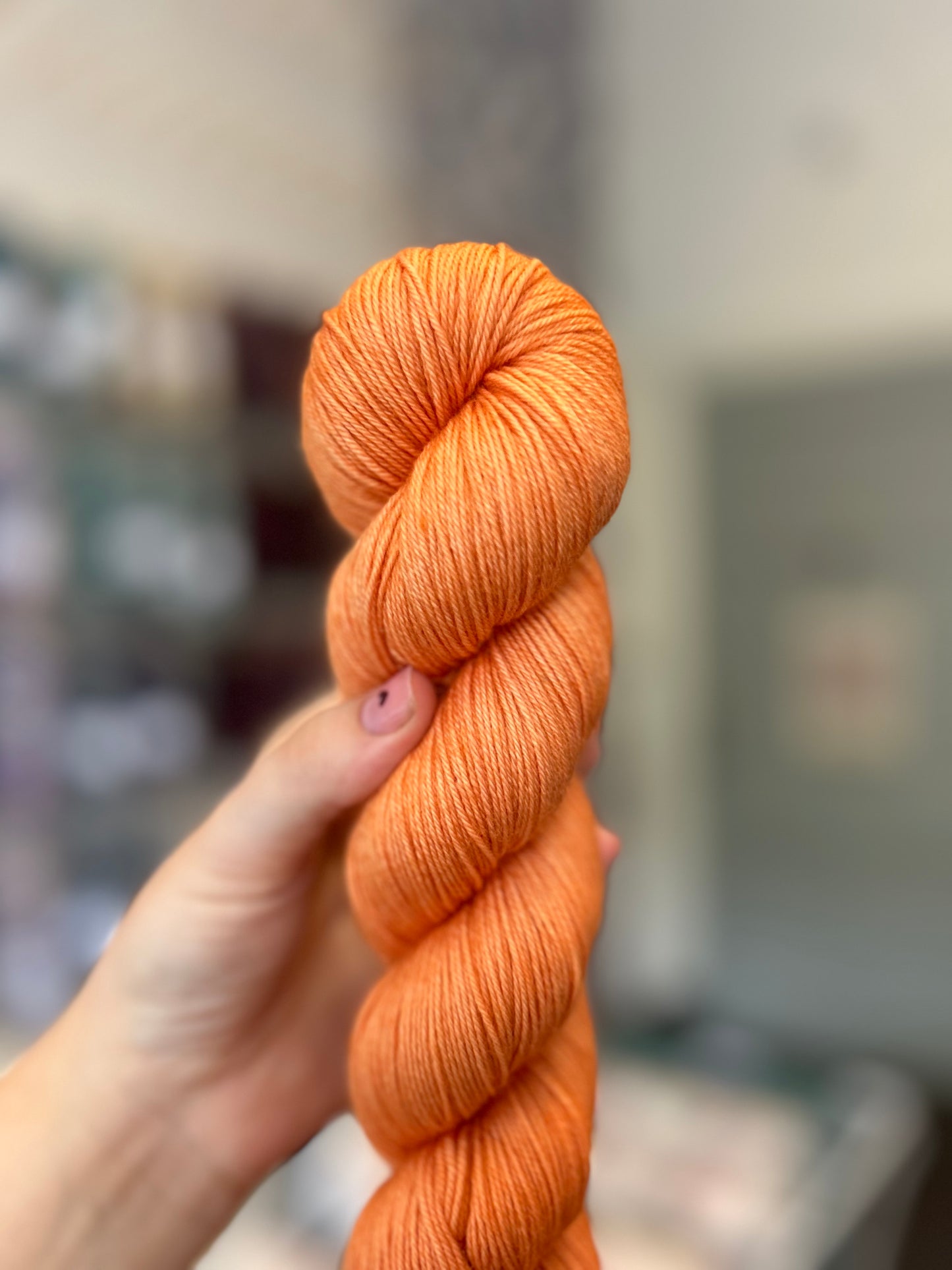 OOAK - Orange - Flowy Fingering