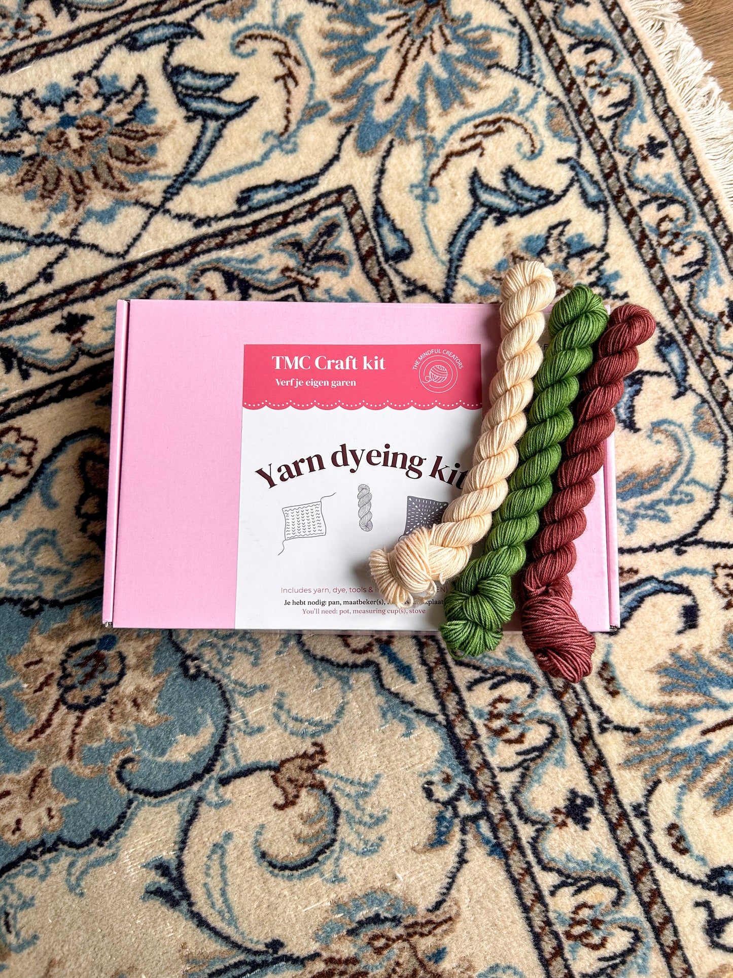 TMC yarn dyeing kit - The woodsy one